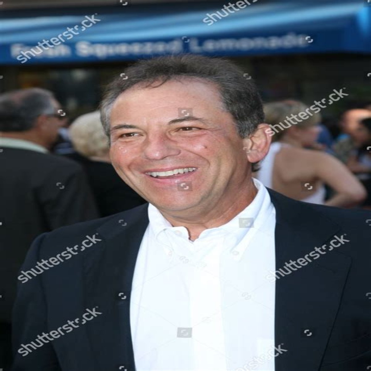 Hollywood Agent Jim Wiatt’s Journey From William Morris to Endeavor to New York