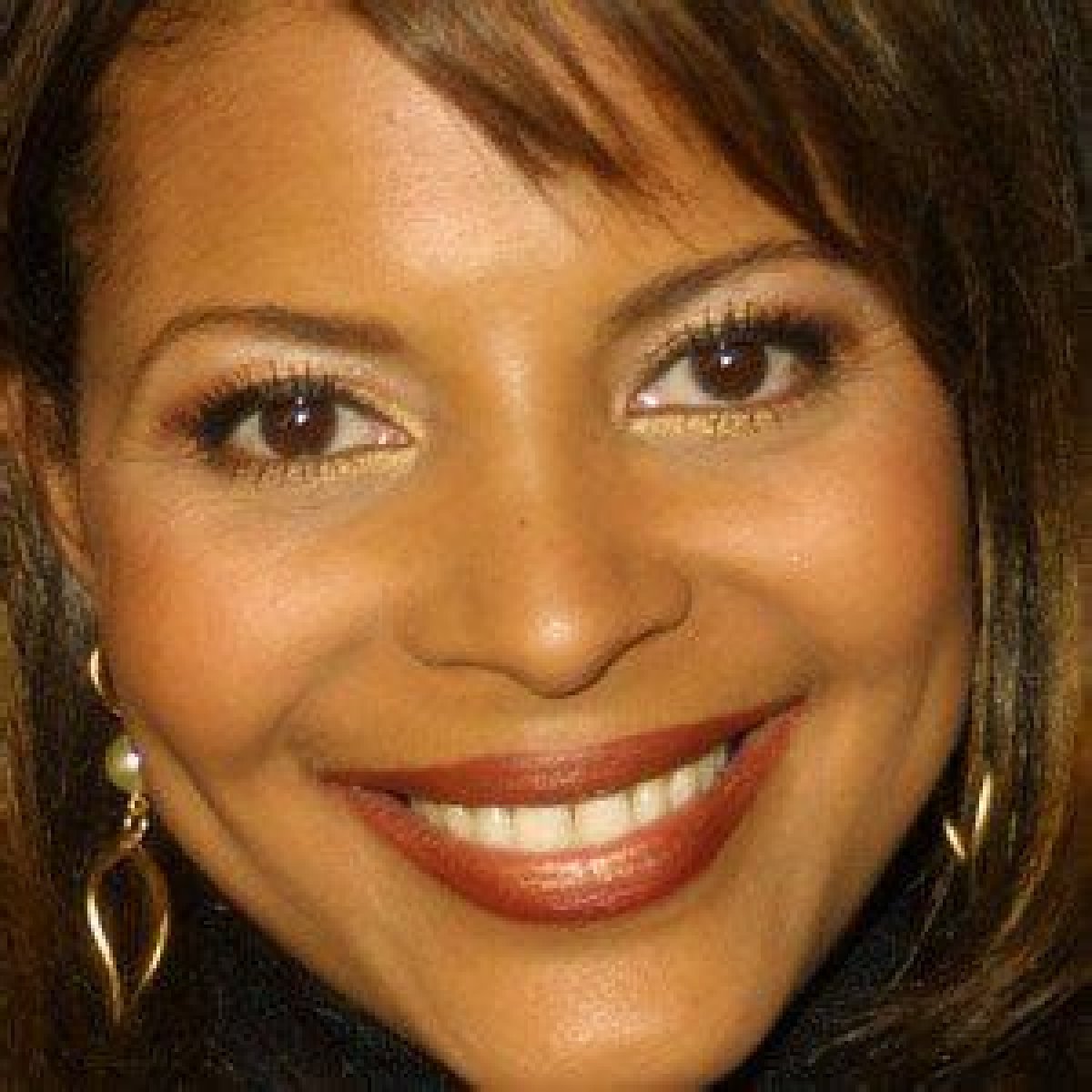 Renee Jones Net Worth, Age, Height, Bio, Birthday, Wiki!